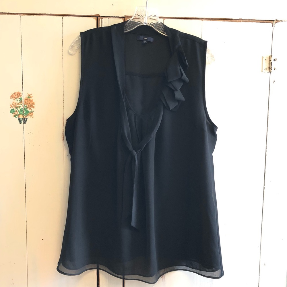 GAP Sleeveless Blouse